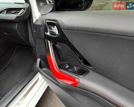 Белый Пежо 208, объемом двигателя 1.6 л и пробегом 137 тыс. км за 6990 $, фото 46 на Automoto.ua