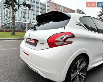Белый Пежо 208, объемом двигателя 1.6 л и пробегом 137 тыс. км за 6990 $, фото 20 на Automoto.ua