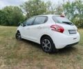 Білий Пежо 208, об'ємом двигуна 1 л та пробігом 82 тис. км за 5000 $, фото 1 на Automoto.ua