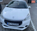 Белый Пежо 208, объемом двигателя 1 л и пробегом 68 тыс. км за 5700 $, фото 1 на Automoto.ua