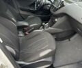 Білий Пежо 208, об'ємом двигуна 1.2 л та пробігом 102 тис. км за 6500 $, фото 2 на Automoto.ua