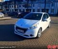 Білий Пежо 208, об'ємом двигуна 1 л та пробігом 206 тис. км за 5500 $, фото 1 на Automoto.ua