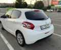 Белый Пежо 208, объемом двигателя 1.2 л и пробегом 95 тыс. км за 7100 $, фото 7 на Automoto.ua