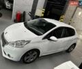 Білий Пежо 208, об'ємом двигуна 1.6 л та пробігом 115 тис. км за 9500 $, фото 1 на Automoto.ua