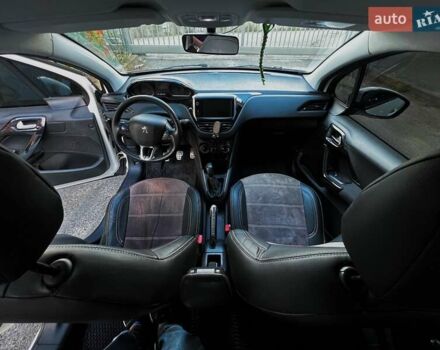 Белый Пежо 208, объемом двигателя 1.56 л и пробегом 175 тыс. км за 7900 $, фото 15 на Automoto.ua