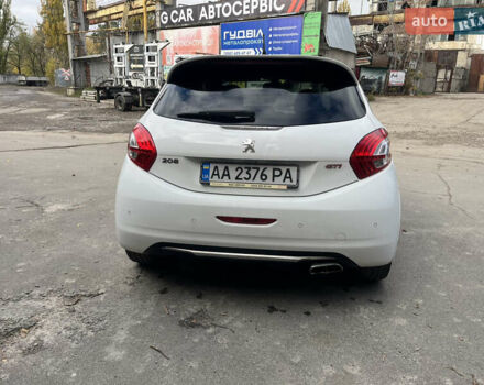Белый Пежо 208, объемом двигателя 1.6 л и пробегом 183 тыс. км за 7350 $, фото 3 на Automoto.ua