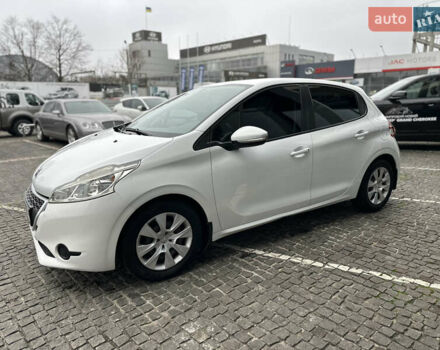 Белый Пежо 208, объемом двигателя 1 л и пробегом 102 тыс. км за 5500 $, фото 8 на Automoto.ua