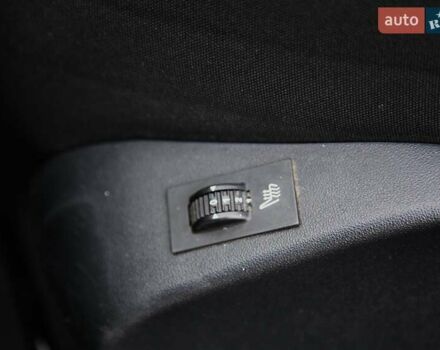 Белый Пежо 208, объемом двигателя 1.2 л и пробегом 93 тыс. км за 7800 $, фото 24 на Automoto.ua