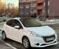 Белый Пежо 208, объемом двигателя 1.56 л и пробегом 158 тыс. км за 6800 $, фото 1 на Automoto.ua