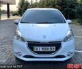 Белый Пежо 208, объемом двигателя 1.6 л и пробегом 300 тыс. км за 8000 $, фото 1 на Automoto.ua