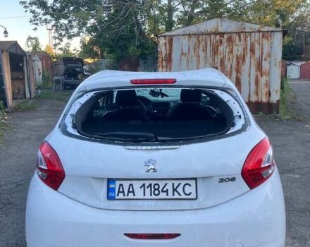 Білий Пежо 208, об'ємом двигуна 1 л та пробігом 120 тис. км за 4000 $, фото 4 на Automoto.ua