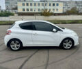 Білий Пежо 208, об'ємом двигуна 1.6 л та пробігом 77 тис. км за 8800 $, фото 6 на Automoto.ua