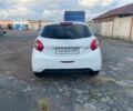Пежо 208 2013 в Житомире на Automoto.ua Белый Пежо 208, объемом двигателя 1.6 л и пробегом 255 тыс. км за 5700 $, фото 3 на Automoto.ua