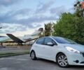 Білий Пежо 208, об'ємом двигуна 1.2 л та пробігом 177 тис. км за 6700 $, фото 2 на Automoto.ua
