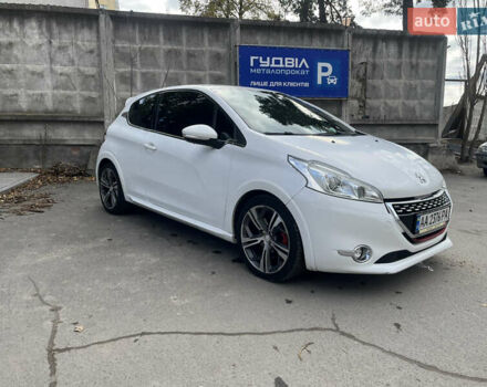 Белый Пежо 208, объемом двигателя 1.6 л и пробегом 183 тыс. км за 7350 $, фото 6 на Automoto.ua