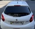 Белый Пежо 208, объемом двигателя 1 л и пробегом 56 тыс. км за 5999 $, фото 4 на Automoto.ua