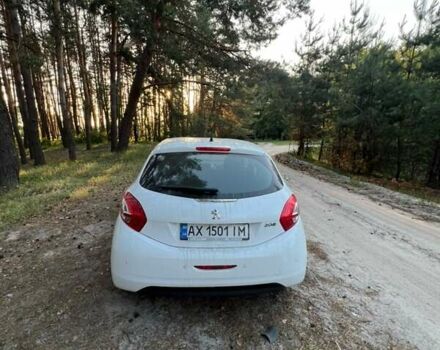 Білий Пежо 208, об'ємом двигуна 1.2 л та пробігом 119 тис. км за 6500 $, фото 15 на Automoto.ua