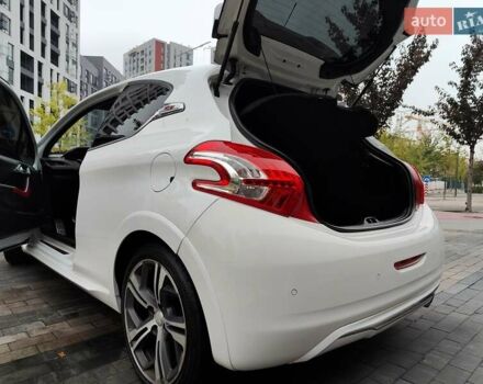 Білий Пежо 208, об'ємом двигуна 1.6 л та пробігом 137 тис. км за 6990 $, фото 13 на Automoto.ua