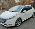 Белый Пежо 208, объемом двигателя 1.6 л и пробегом 86 тыс. км за 8400 $, фото 1 на Automoto.ua