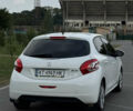Пежо 208 2014 в Ивано-Франковске на Automoto.ua Белый Пежо 208, объемом двигателя 1.2 л и пробегом 93 тыс. км за 7500 $, фото 1 на Automoto.ua