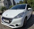Білий Пежо 208, об'ємом двигуна 1 л та пробігом 135 тис. км за 5000 $, фото 1 на Automoto.ua