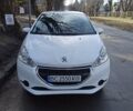 Белый Пежо 208, объемом двигателя 1.2 л и пробегом 133 тыс. км за 7900 $, фото 1 на Automoto.ua