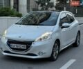 Білий Пежо 208, об'ємом двигуна 1.6 л та пробігом 205 тис. км за 5950 $, фото 1 на Automoto.ua