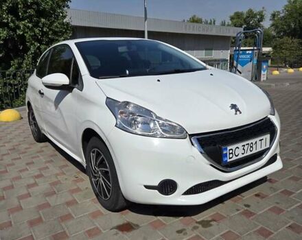 Білий Пежо 208, об'ємом двигуна 1 л та пробігом 135 тис. км за 5000 $, фото 2 на Automoto.ua