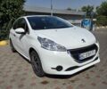 Білий Пежо 208, об'ємом двигуна 1 л та пробігом 135 тис. км за 5000 $, фото 2 на Automoto.ua