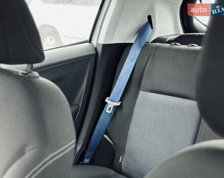 Белый Пежо 208, объемом двигателя 1.4 л и пробегом 180 тыс. км за 6500 $, фото 29 на Automoto.ua