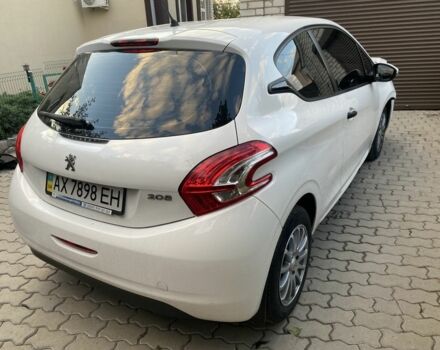 Белый Пежо 208, объемом двигателя 1 л и пробегом 91 тыс. км за 3350 $, фото 5 на Automoto.ua