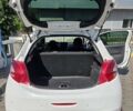Білий Пежо 208, об'ємом двигуна 1 л та пробігом 135 тис. км за 5000 $, фото 15 на Automoto.ua