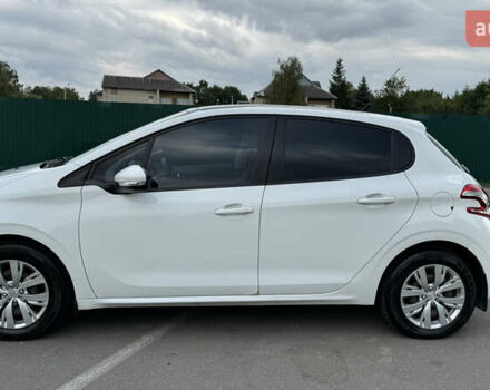 Пежо 208 2014 в Ивано-Франковске на Automoto.ua Белый Пежо 208, объемом двигателя 1.2 л и пробегом 93 тыс. км за 7500 $, фото 2 на Automoto.ua