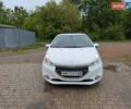 Білий Пежо 208, об'ємом двигуна 1.4 л та пробігом 181 тис. км за 7850 $, фото 1 на Automoto.ua