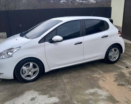 Белый Пежо 208, объемом двигателя 1.4 л и пробегом 164 тыс. км за 7200 $, фото 5 на Automoto.ua