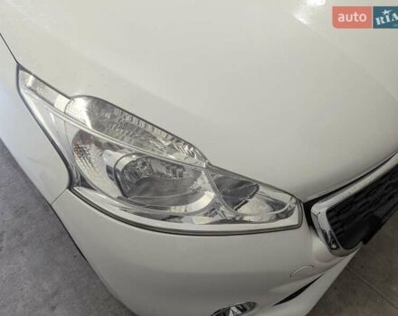 Білий Пежо 208, об'ємом двигуна 1.4 л та пробігом 181 тис. км за 7850 $, фото 16 на Automoto.ua