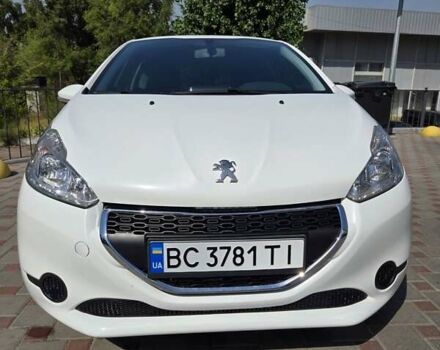 Білий Пежо 208, об'ємом двигуна 1 л та пробігом 135 тис. км за 5000 $, фото 13 на Automoto.ua