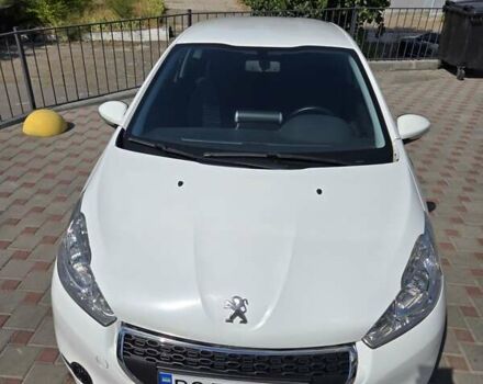Білий Пежо 208, об'ємом двигуна 1 л та пробігом 135 тис. км за 5000 $, фото 12 на Automoto.ua