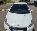 Білий Пежо 208, об'ємом двигуна 1 л та пробігом 135 тис. км за 5000 $, фото 12 на Automoto.ua
