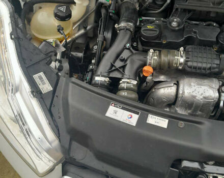 Белый Пежо 208, объемом двигателя 1.4 л и пробегом 164 тыс. км за 7200 $, фото 17 на Automoto.ua