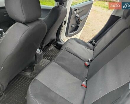 Білий Пежо 208, об'ємом двигуна 1.4 л та пробігом 181 тис. км за 7850 $, фото 8 на Automoto.ua