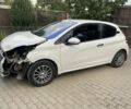 Белый Пежо 208, объемом двигателя 1 л и пробегом 91 тыс. км за 3350 $, фото 6 на Automoto.ua