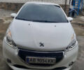Белый Пежо 208, объемом двигателя 1.4 л и пробегом 164 тыс. км за 7200 $, фото 6 на Automoto.ua