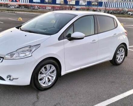 Белый Пежо 208, объемом двигателя 1.4 л и пробегом 199 тыс. км за 7600 $, фото 2 на Automoto.ua