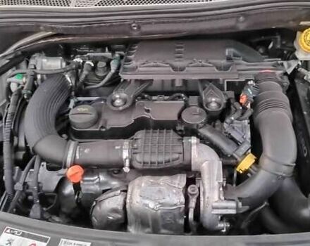 Белый Пежо 208, объемом двигателя 1.4 л и пробегом 199 тыс. км за 7600 $, фото 27 на Automoto.ua