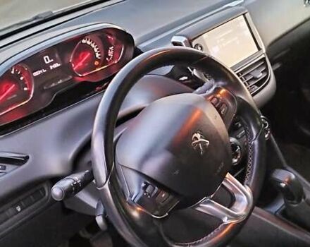 Белый Пежо 208, объемом двигателя 1.4 л и пробегом 199 тыс. км за 7600 $, фото 12 на Automoto.ua