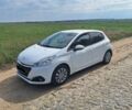 Белый Пежо 208, объемом двигателя 1.56 л и пробегом 193 тыс. км за 7000 $, фото 1 на Automoto.ua