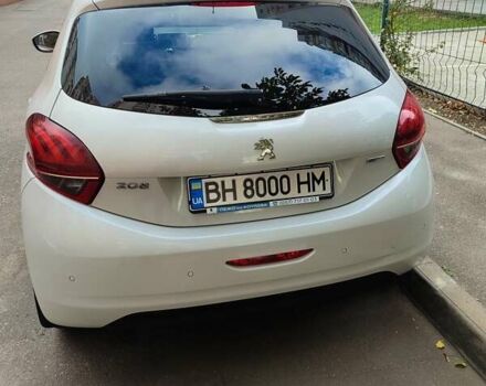 Белый Пежо 208, объемом двигателя 1.2 л и пробегом 57 тыс. км за 8500 $, фото 9 на Automoto.ua