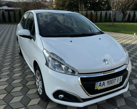 Белый Пежо 208, объемом двигателя 1.2 л и пробегом 102 тыс. км за 7200 $, фото 30 на Automoto.ua