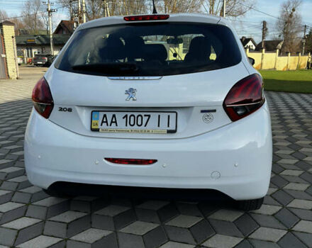 Белый Пежо 208, объемом двигателя 1.2 л и пробегом 102 тыс. км за 7200 $, фото 17 на Automoto.ua